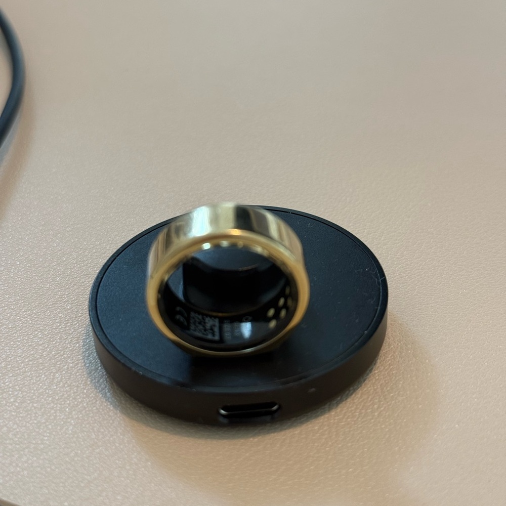 Gold Oura Ring size 6